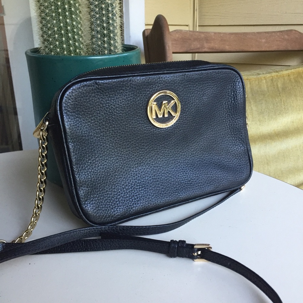 Michael Kors Fulton crossbody black leather